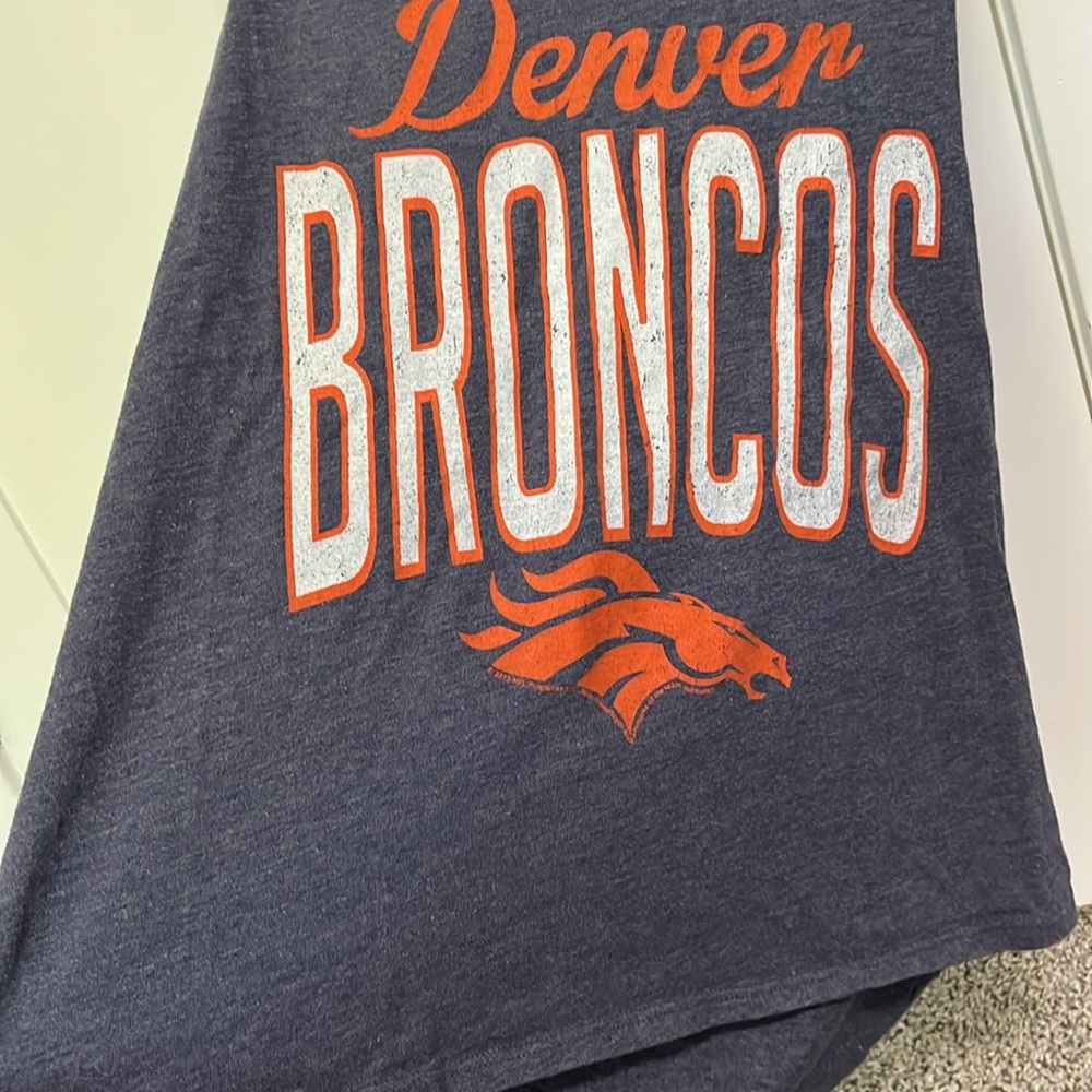 Denver Broncos Tank - Picture 3 of 6